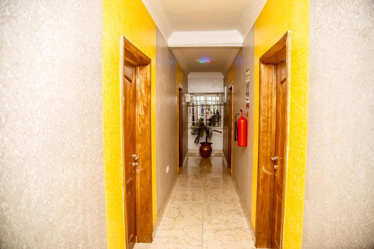 Homey Lodge Kumasi Exterior photo