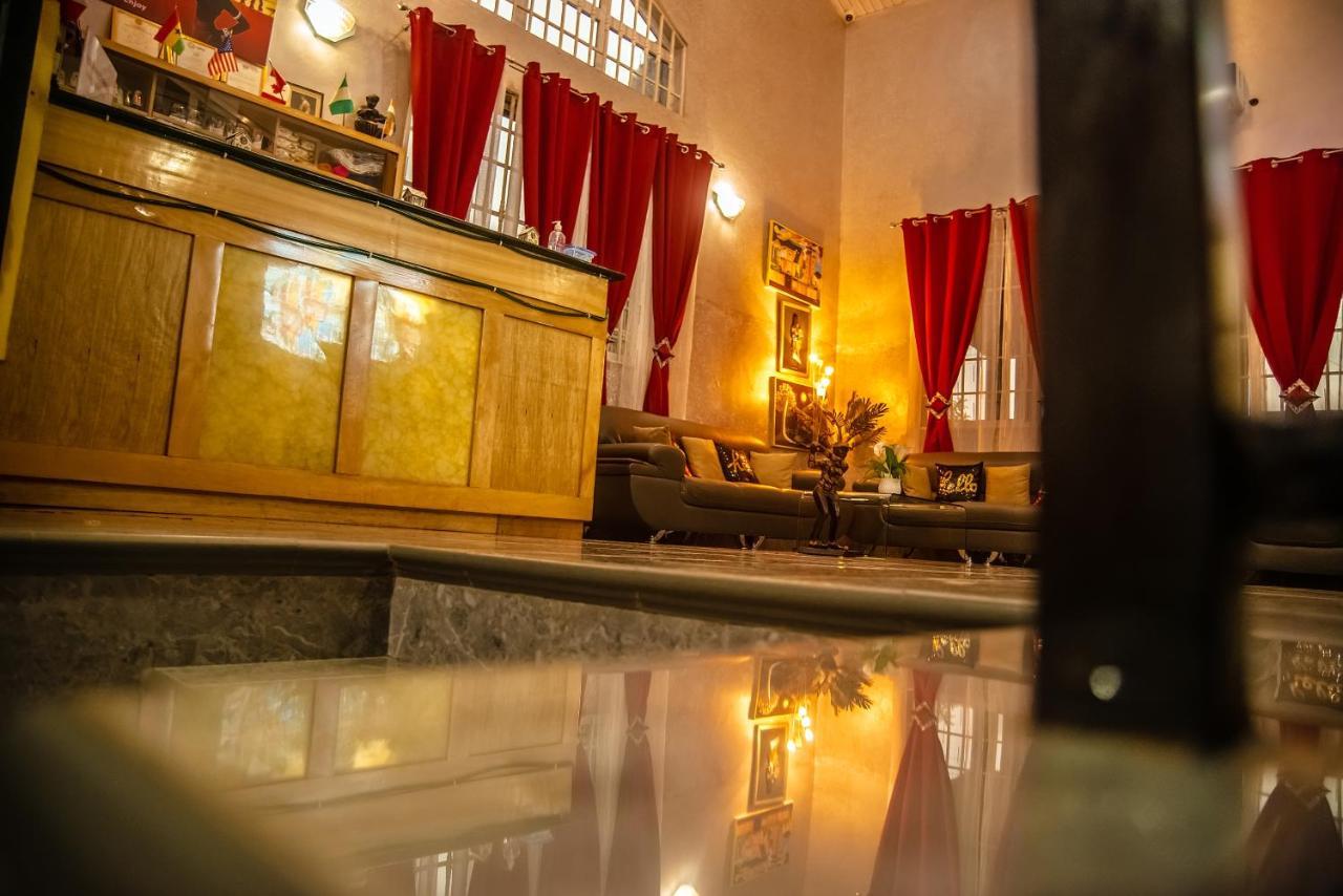 Homey Lodge Kumasi Exterior photo