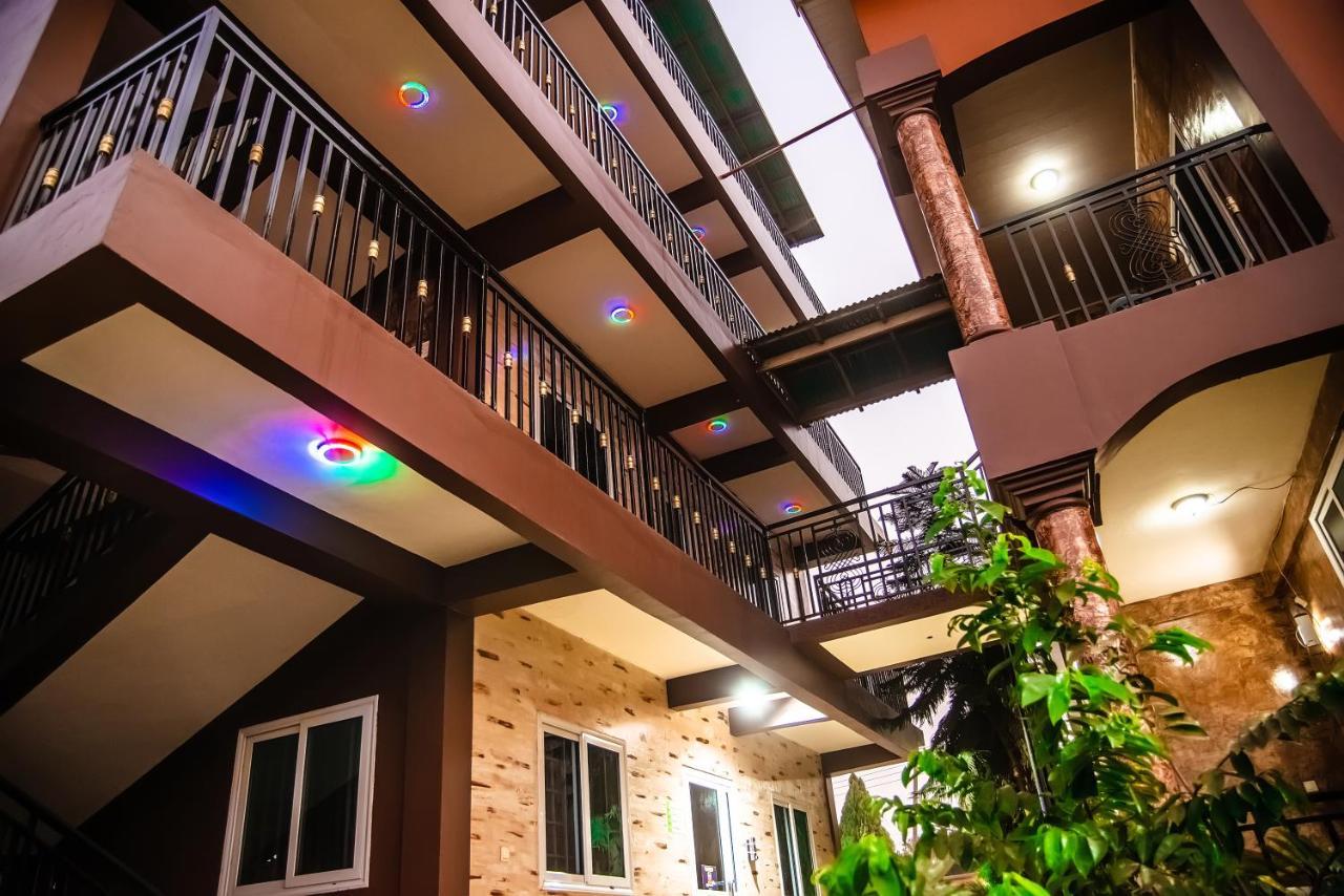 Homey Lodge Kumasi Exterior photo
