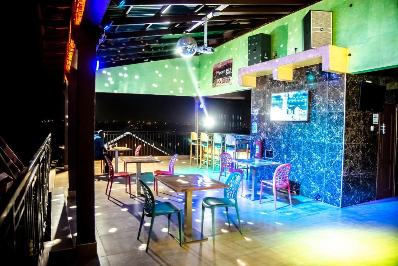 Homey Lodge Kumasi Exterior photo