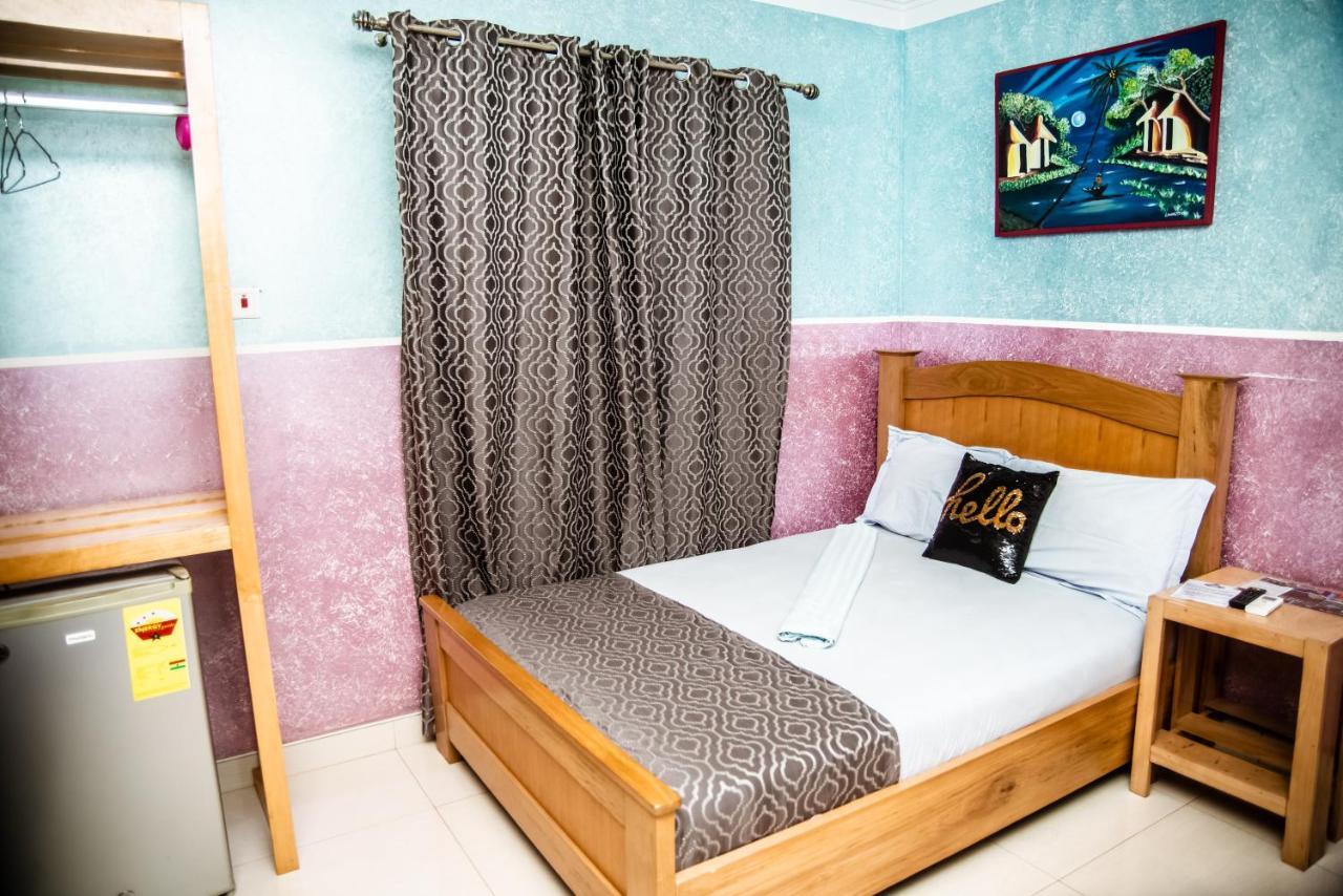 Homey Lodge Kumasi Exterior photo