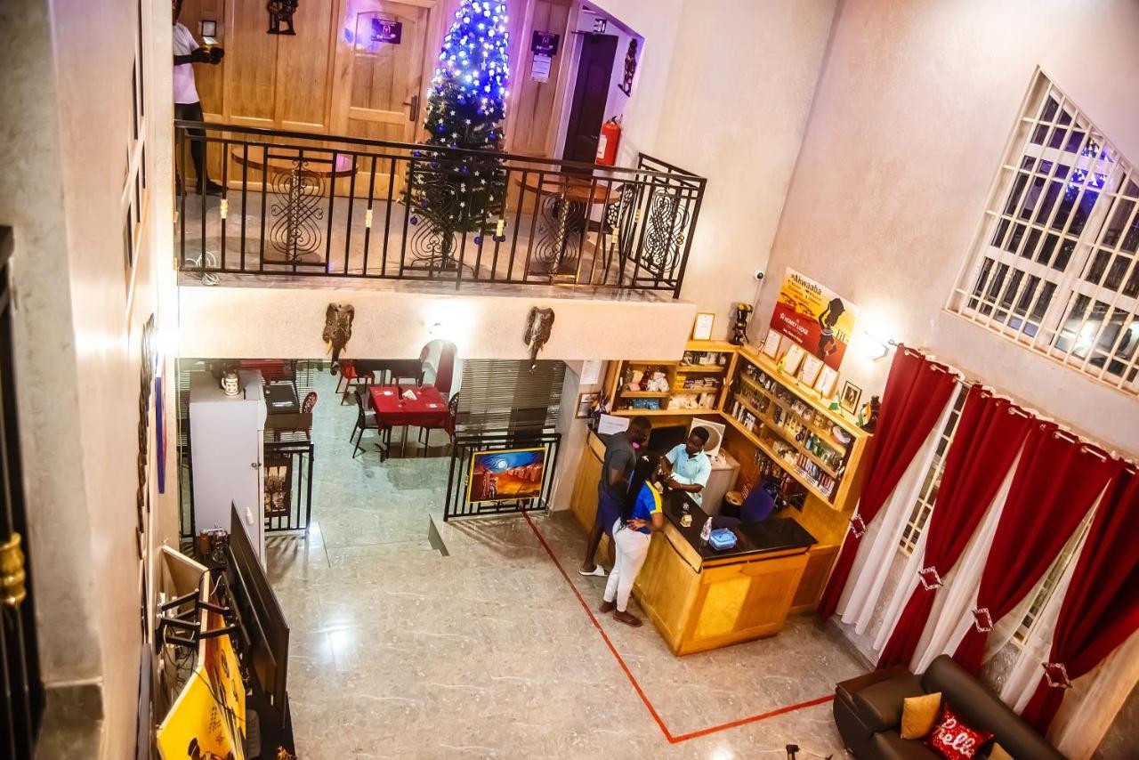 Homey Lodge Kumasi Exterior photo