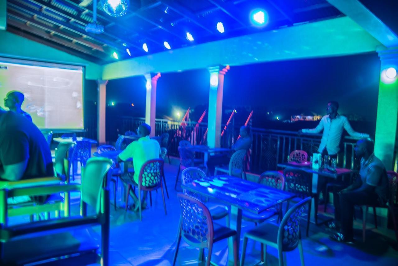 Homey Lodge Kumasi Exterior photo