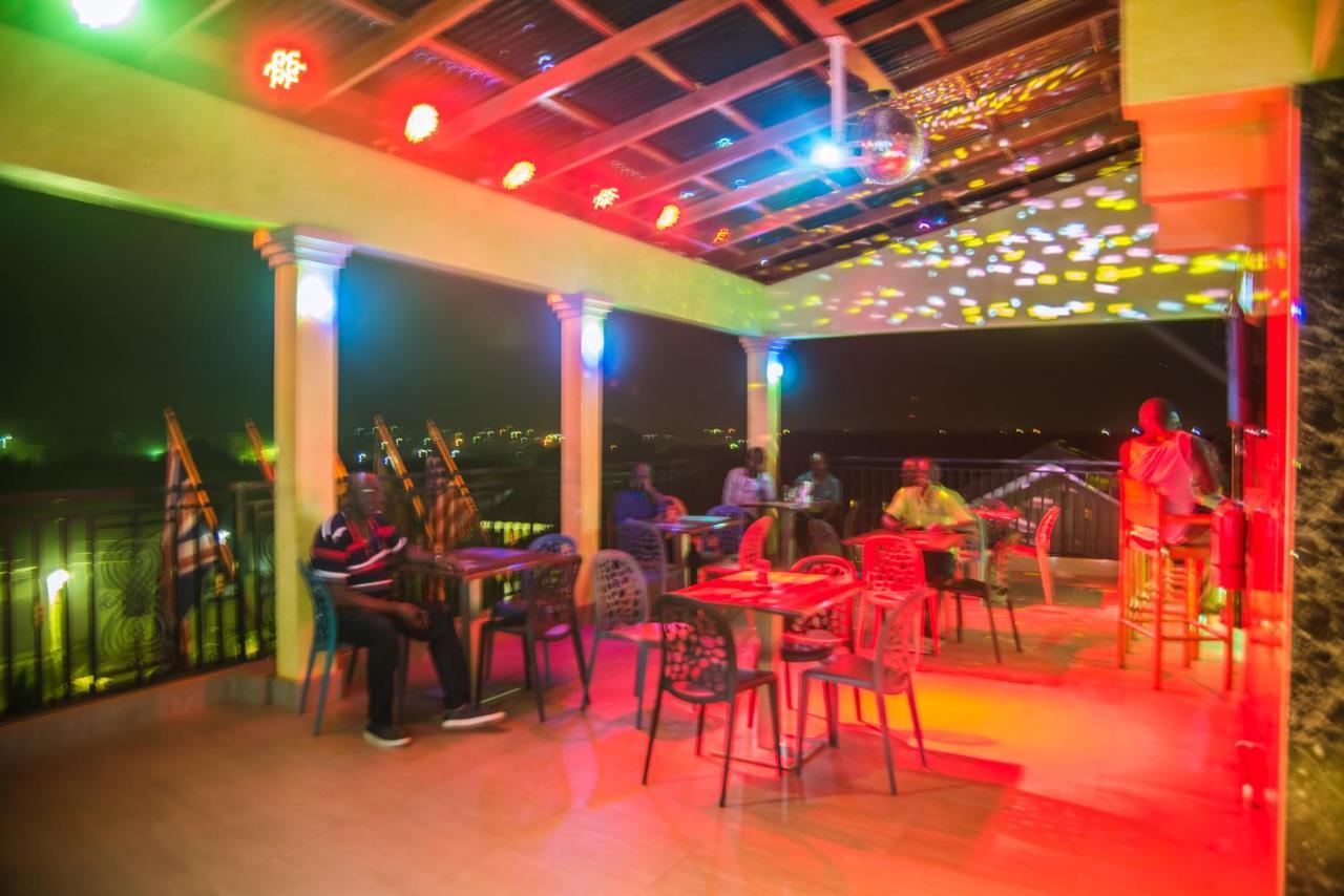 Homey Lodge Kumasi Exterior photo