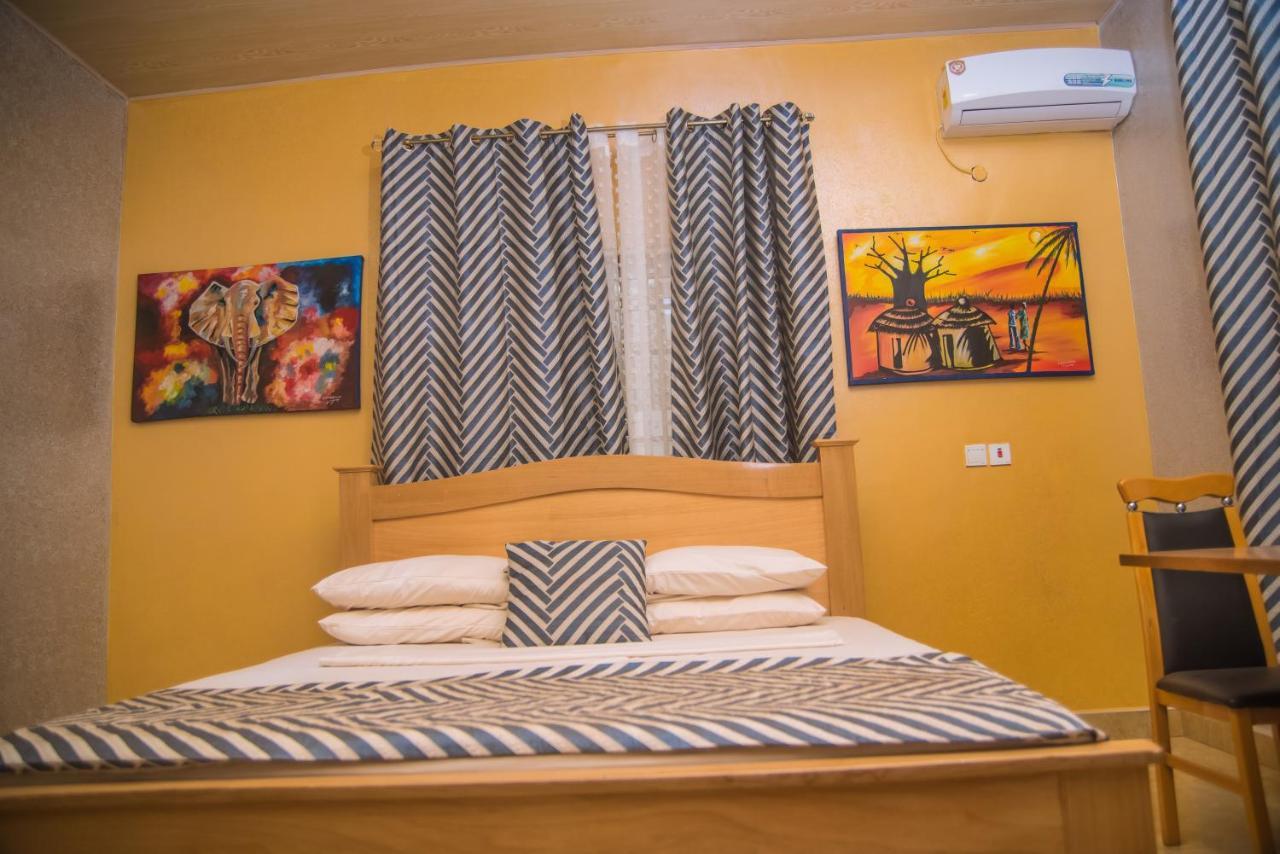 Homey Lodge Kumasi Exterior photo